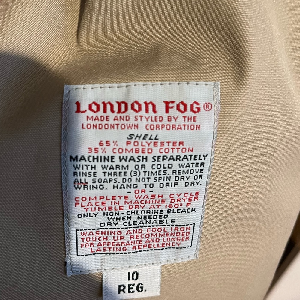 Classic VINTAGE London Fog Tan Women's Lined Trench Coat - Picture 5 of 10